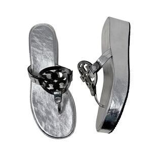 TORY BURCH Miller Wedge Platform Sandal Lug Sole Metallic Silver Size US 8